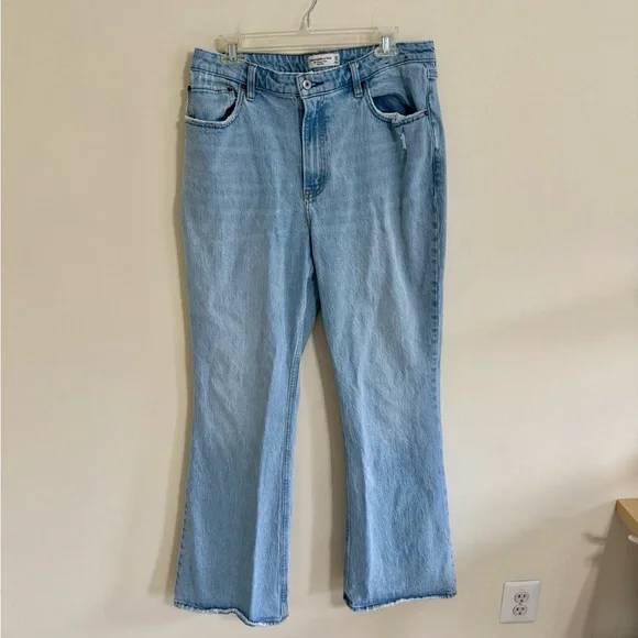 Abercrombie & Fitch High Rise Vintage Flare Jeans Sz 32 Long - Picture 4 of 7